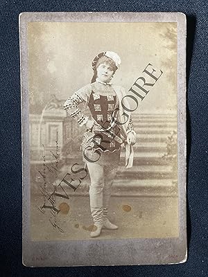 GILLETTE DE NARBONNE-PHOTOGRAPHIE-VERS 1882