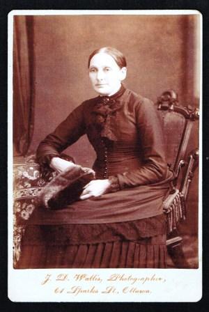 Cabinet Card of Corseted Victoria Woman; Canadian Origin