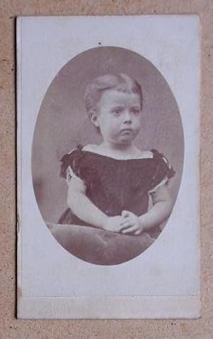 Carte De Visite Photograph: Portrait of a Young Girl.