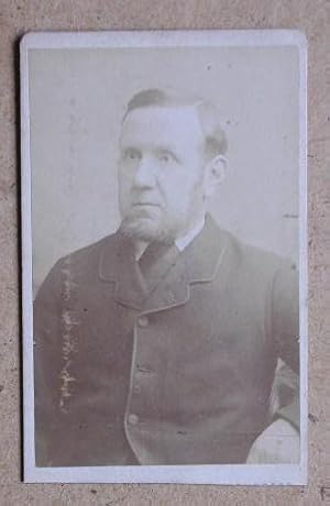 Carte De Visite Photograph: Portrait of a Gentleman