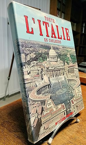 TOUTE L'ITALIE EN COULEURS. Tratuction de l'Italien de Micheline Gillle.