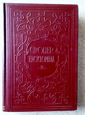 Grolier Encyclopedia Volumes 13 & 14: Lid-Nav