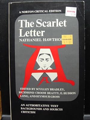 THE SCARLET LETTER (Norton Critical Editions)