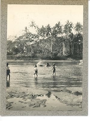 Burma, Scene at the river