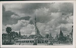 Burma, The Shwe Dagon and Sule Pagodas at Rangoon