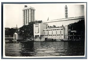 France, Paris, Exposition Universelle de 1937. Pavillon d'Allemagne et Portugal
