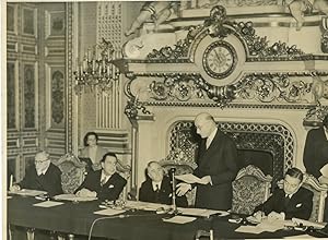 Paris 1949, la Commission Nationale de l'Unesco reçoit Jaime Torres-Bodet