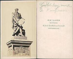 Guillon, Strasbourg, Statue de Gutenberg