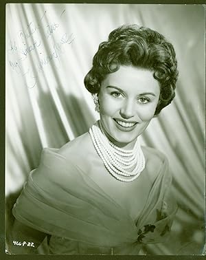 HANDSIGNED AUTOGRAPH PHOTO OF EUNICE GAYSON, THE FIRST JAMES BOND GIRL