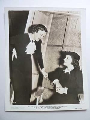 Marla Shelton in black, Stand In, Press Agency Photo 1937