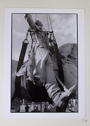 [Maquette pour un livre de photographies encore inédit à propos des travaux du Grand Louvre :] Ph...