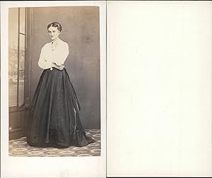 Jeune femme en pose, circa 1860