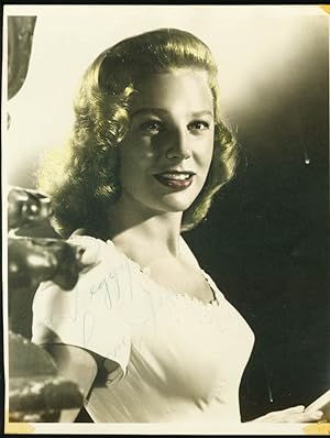 JUNE ALLYSON-8X10 AUTOGRAPHED-SIGNED PROMO PHOTO FN