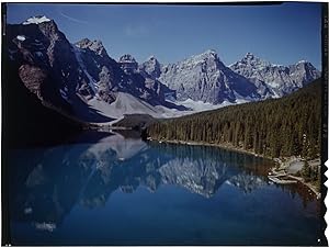 Office du Tourisme Canadien (Collection of 20 original slides and color transparencies documentin...
