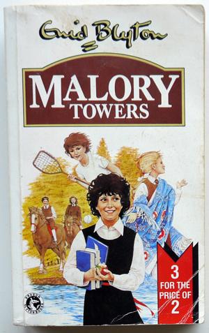 Malory Towers Omnibus comprising First Term at Malory Towers + Second Form at Malory Towers + Thi...