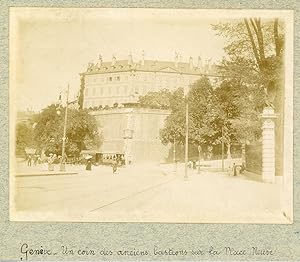 Suisse, Genève, Un coin des anciens bastions sur la Place Neuve, ca.1900, vintage citrate print