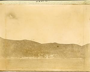 Panorama d'un village portuaire, ca.1898 vintage citrate print