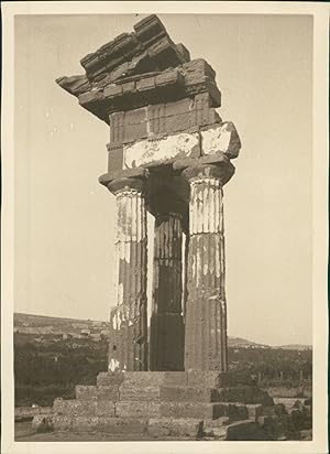 Sicile, Agrigente, La Vallée des Temples, Temple des Dioscures, ca.1925, vintage silver print