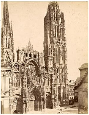 France, Rouen, la cathédrale Notre-Dame, vue sur une tour