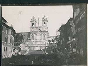 Italie, Rome, La place d'Espagne, Église de la Trinité-des-Monts, ca.1900, Vintage silver print