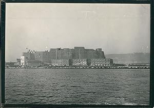 Italie, Naples, Vue du Castel dell'Ovo, ca.1900, Vintage silver print