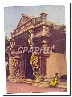 Inde Travancore Temple Gateway at CApe Comorin