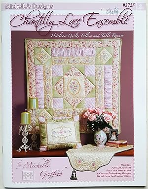 Chantilly Lace Ensemble: Heirloom Quilt (Wall Hanging), Pillow and Table Runner