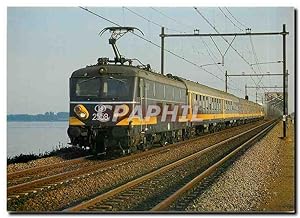 Carte Postale Moderne Locomotive 2558 heading passenger train near Hollands Diep