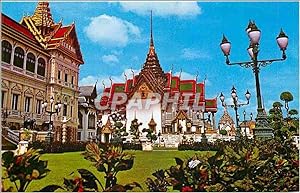 Carte Postale Moderne The Royal grand Palace Chakri and Dusit Maha Prasadh Throne Halls Bangkok