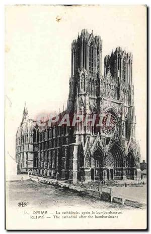 Carte Postale Ancienne Reims La Cathédrale apres le Bombardement