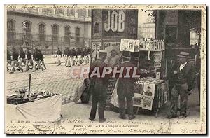Carte Postale Ancienne Paris Vecu Un kiosque a journaux TOP