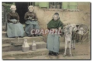 Carte Postale Ancienne Auvergne Vendeuses de lait TOP