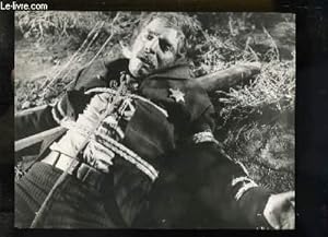 1 Photographie en noir et blanc de Burt Lancaster en shériff ligoté.