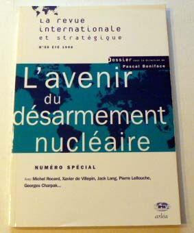Revue Iris numéro 30, désarmement nucléaire