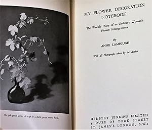 My Flower Decoration Notebook, the Weekly Diary of an Ordinary Woman's Flower Arrangements