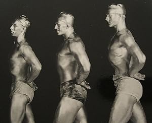 VINTAGE AMERICAN STRONG YOUNG MEN MUSCLES 1940 PAINTED GOLD SKIN GAY INT PHOTO