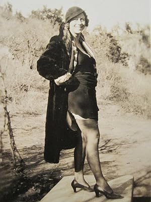 ANTIQUE 1930s RISQUE WOMAN NYLONS PANTY HOSE HI HEALS NAUGHTY FUN LADY OLD PHOTO