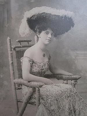 ANTIQUE AMERICAN BEAUTY PHALLIC WOOD CHAIR SEQUIN DRESS VICTORIAN HAT OLD PHOTO