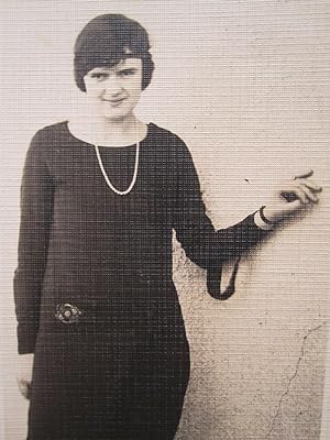 ANTIQUE FLAPPER GIRL POSSIBLY CHICAGO ARTIST GERTRUDE ABERCROMBIE FINE OLD PHOTO
