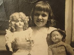 ANTIQUE VINTAGE TOY GIRL DOLL COLLECTION BLONDE HAIR LITTLE BOY CHARACTER PHOTO