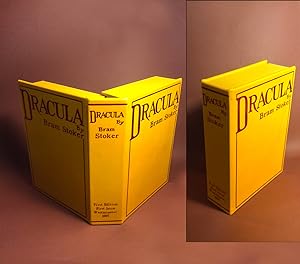 DRACULA [Collector's Custom Clamshell case only - Not a book]