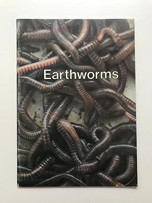 Earthworms for Gardeners and Fishermen - Discovering Soils No 5