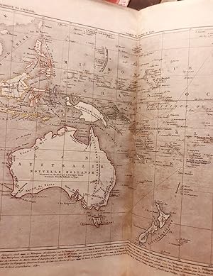 Atlas Universel Historique et Geographique compose de cent une cartes donnant les differentes div...