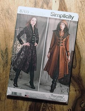 SIMPLICITY 8769 : Women's Medieval Cosplay and Ren Faire Costume Coat Sewing Pattern, Sizes 14-22