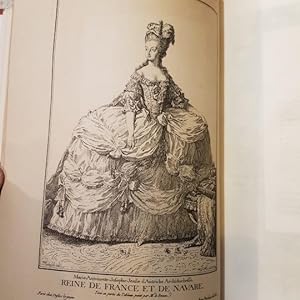 Histoire de Marie-Antoniette. Edition orné d'encadrements à chaque page par Giacomelli et de 12 p...
