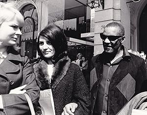 Ray Charles in Paris (Collection of 9 original photographs, 1968)