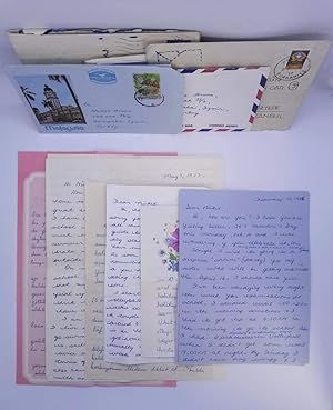 [A collection of letters to Nüket Aruca who was an early Turkish female jazz singer].