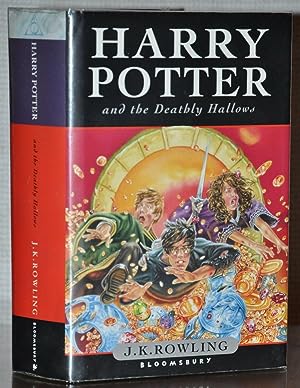 HARRY POTTER AND THE DEATHLY HALLOWS (Midnight Signing)