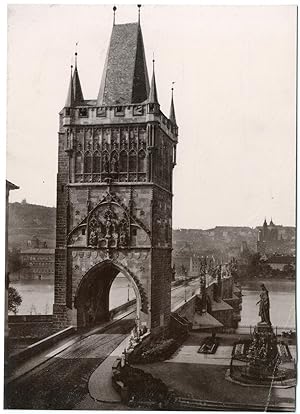 Tchécoslovaquie, Prague, Karlsbrücke, vue générale
