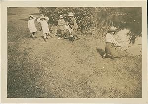 France, Le Plessis, Enfants à la pêche, 1914